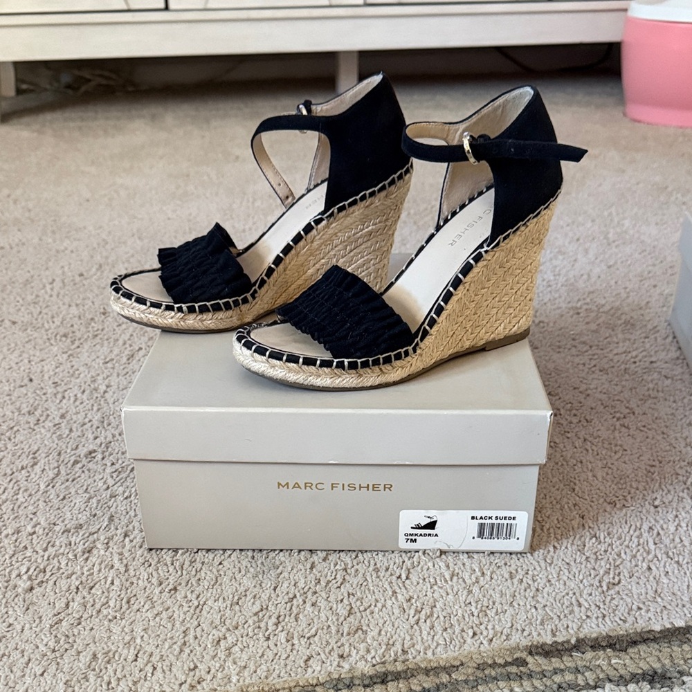 Marc Fisher Black and Tan Wedge Sandals